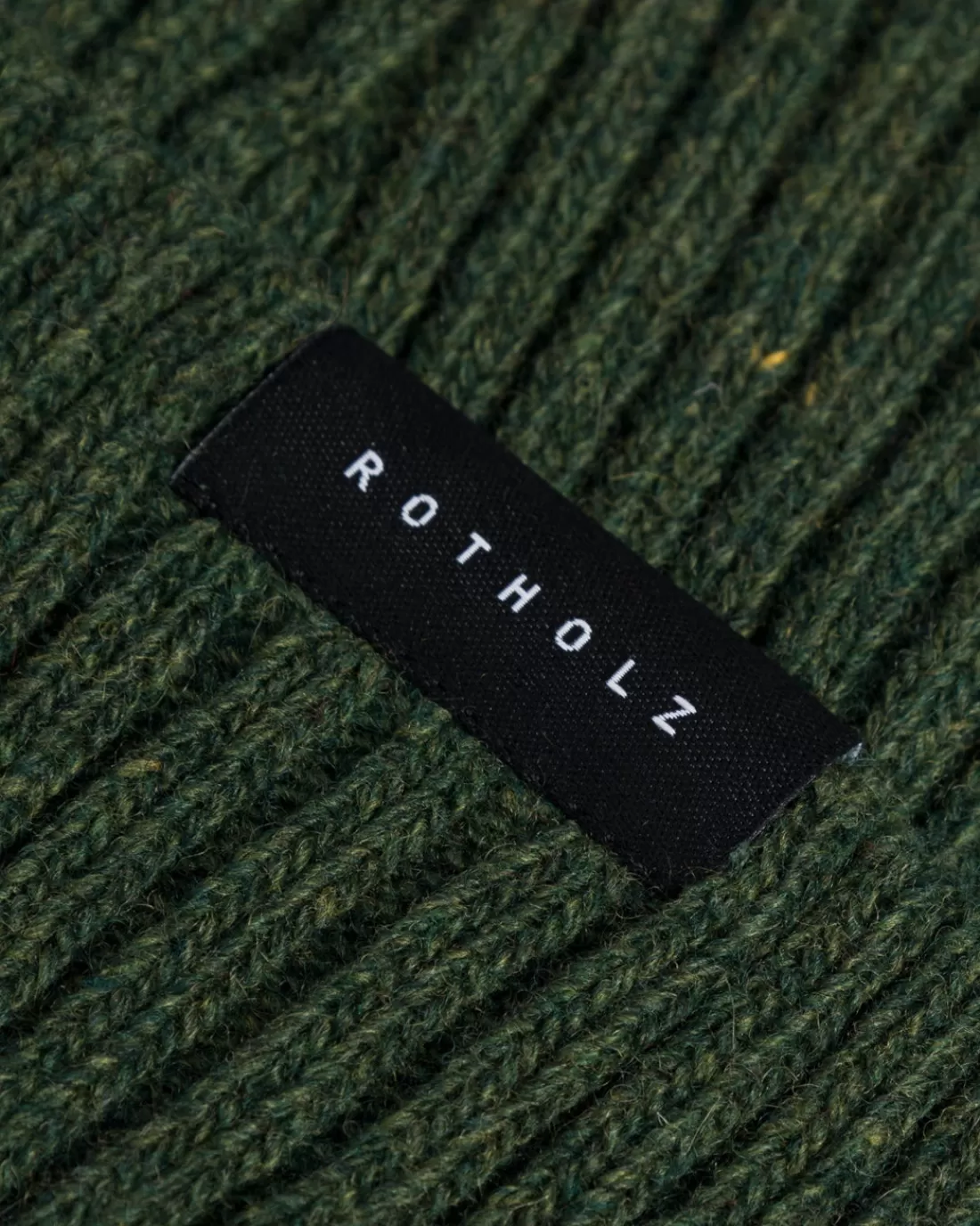 Rotholz Strickwaren | Mützen-Kurze Mütze Wollmix Ripp -